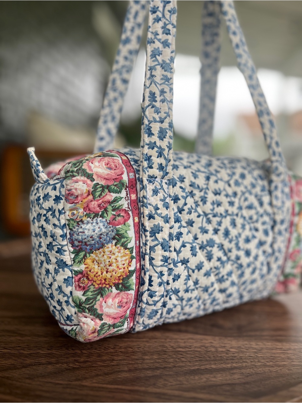 Vera Bradley Delft 100 handbag - Picture 4 of 13